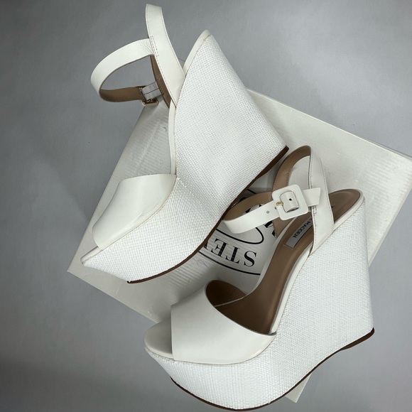 Shoes - Picture 9 of 15